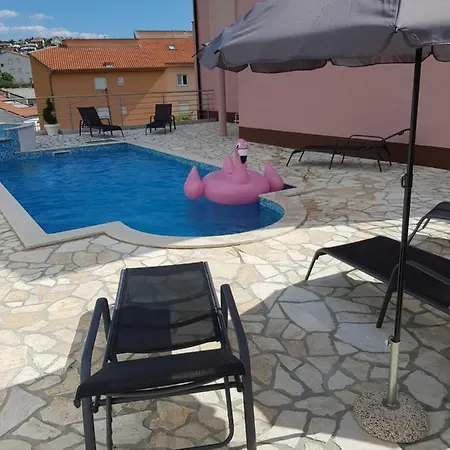 Apartment Cosic Klenovica