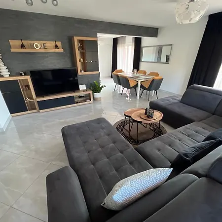 Apartament Cosic