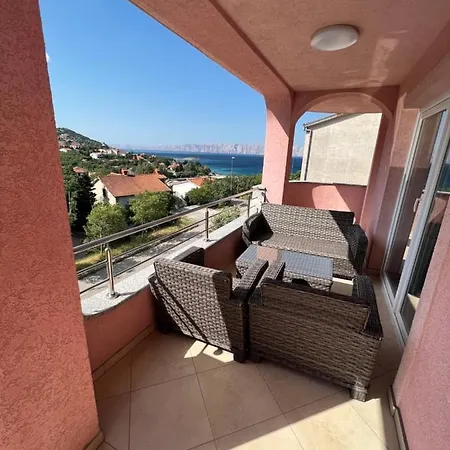 Cosic Apartment *